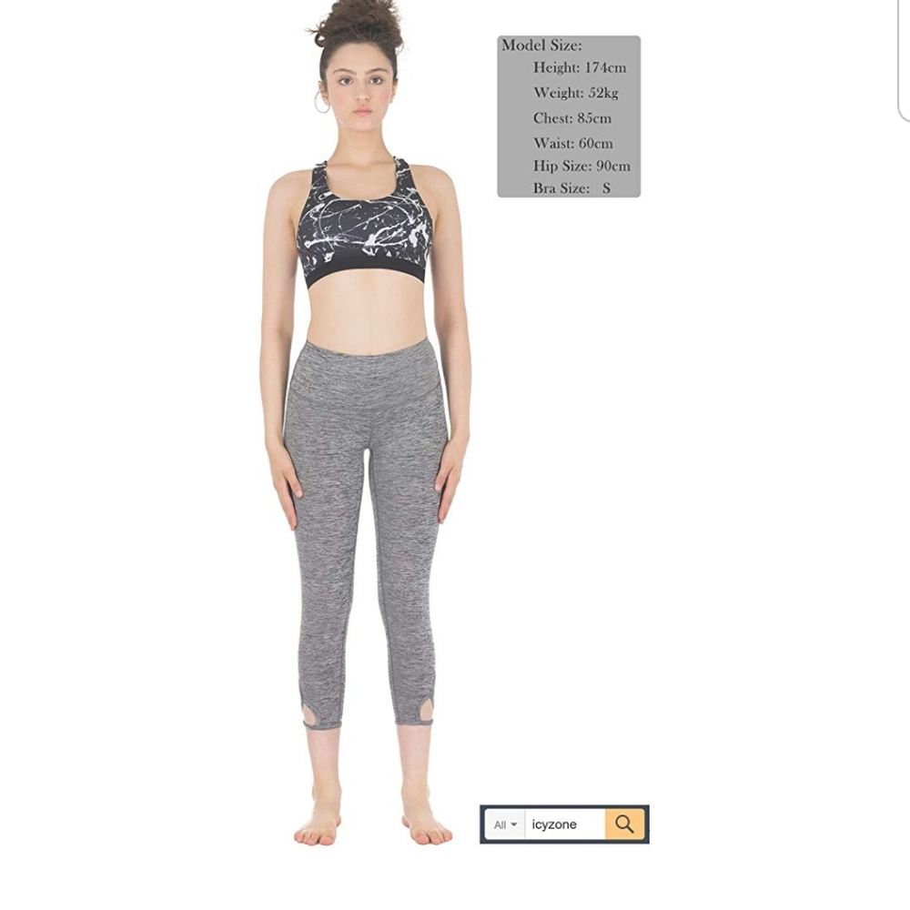 Women's sports bra size Small new with tags